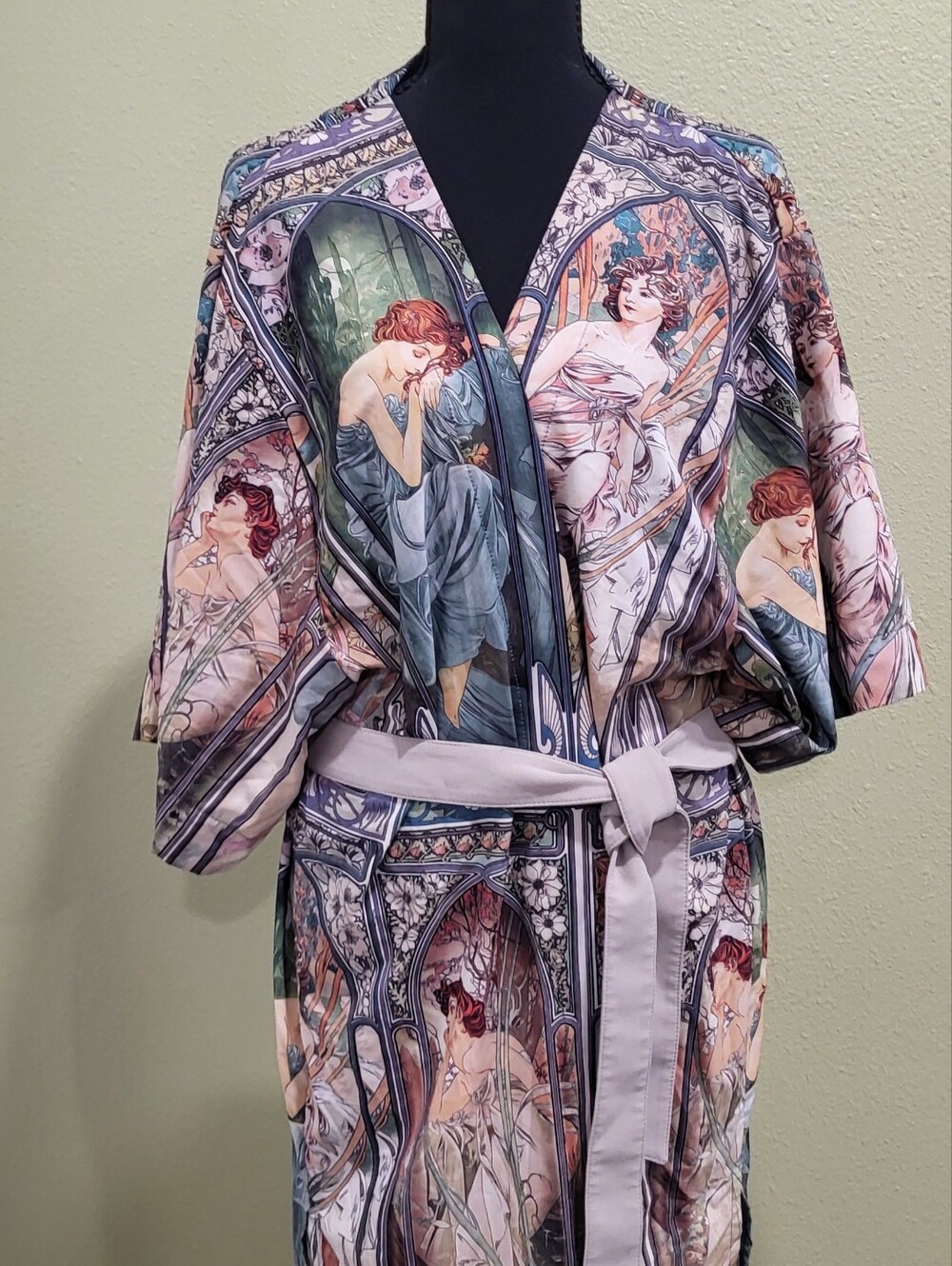 Blackmilk "Time's Of Day" Kimono Robe Art Nouveau Print By Alphonse Mucha. - Picture 4 of 5